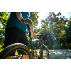 Cane Creek EeSilk+ Suspension Seatpost - Aluminium - 378mm - Ø 27.2mm -SRAM Bike Parts Sales eesilkpluslifestyledetail2 1490806 1