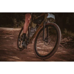 Schwalbe G-One RS Folding Tire - Evolution | Addix Race | Super Race | V-Guard | TLEasy - E-25 - 45-622 | Transparent Sidewall -SRAM Bike Parts Sales schwalbe g one rs transparent sidewall mounted 1523484